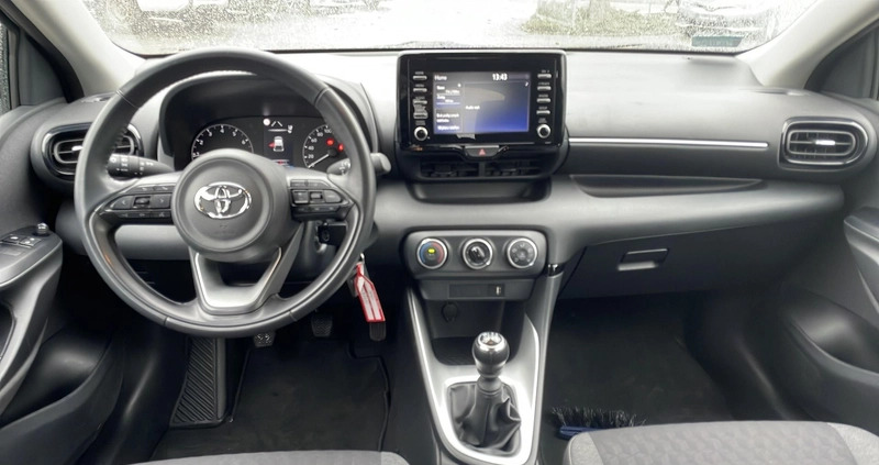 Toyota Yaris cena 71900 przebieg: 41240, rok produkcji 2022 z Szczytna małe 254